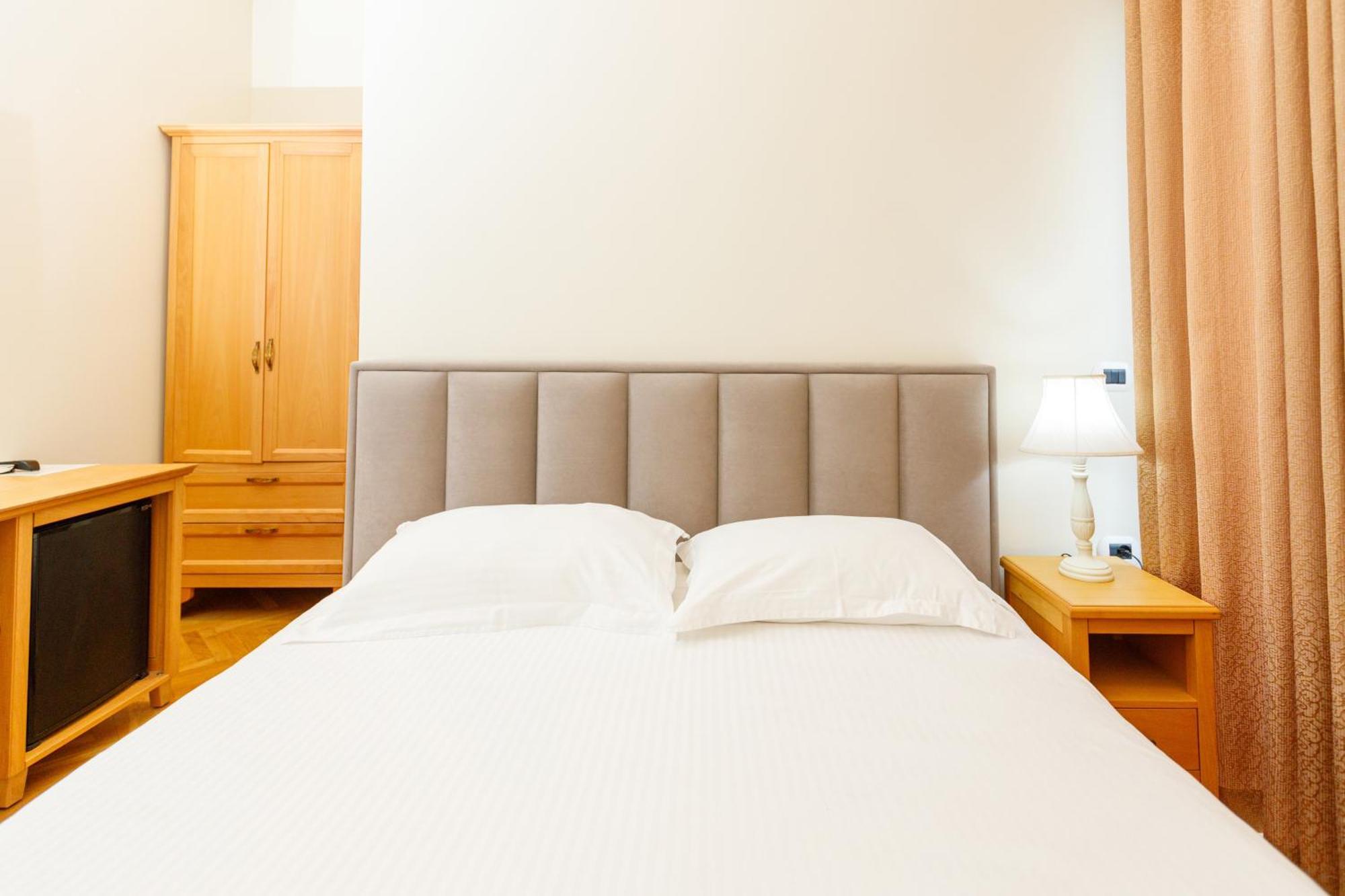 Le Palazzine Hotel Vlorë 外观 照片